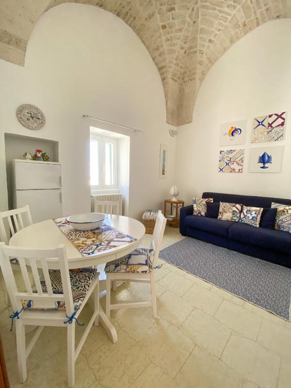 Buongiorno Puglia home room 4